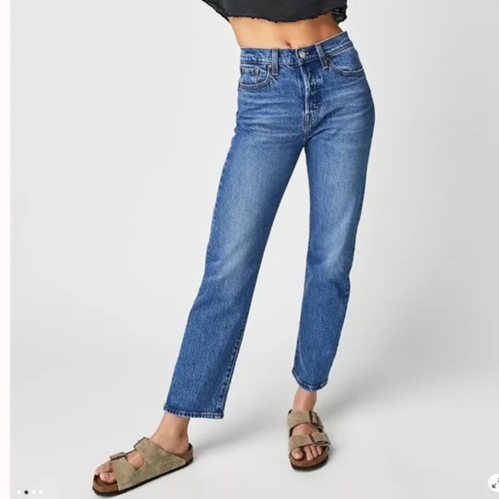 Levi’s Wedgie Straight Jeans Jive Sound Blue 26 x 26 NEW